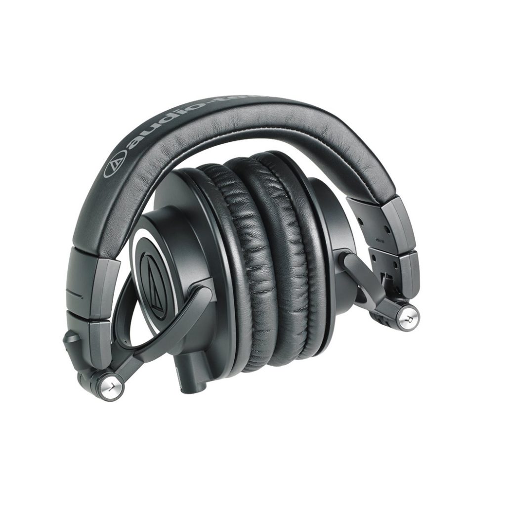 Audio-Technica-ATH-M50X-Headphones-001-03042014